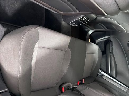 Used 2015 Dodge Charger SE w/ Sport Appearance Group image 16