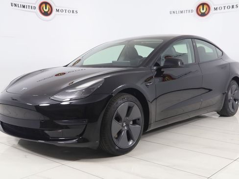 Used 2023 Tesla Model 3 Standard Range RWD image 5
