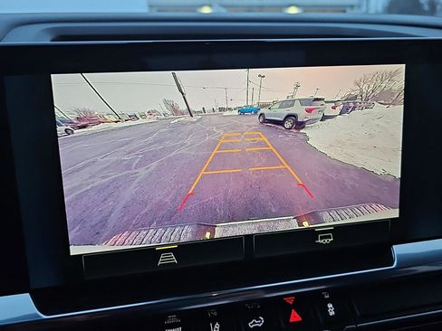 Used 2024 Chevrolet Silverado 2500 LT image 17