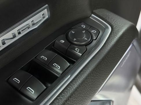 Used 2023 GMC Sierra 1500 Denali image 36