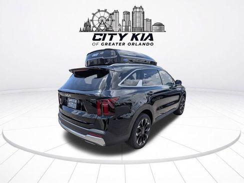 Used 2025 Kia Sorento EX FWD image 5