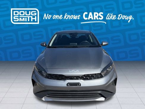 Used 2024 Kia Forte LXS image 7