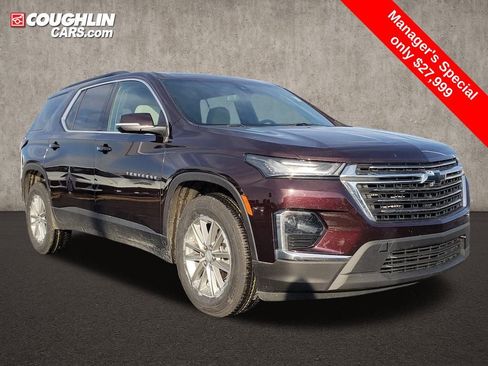 Used 2023 Chevrolet Traverse LT w/ LPO, Floor Liner Package image 9