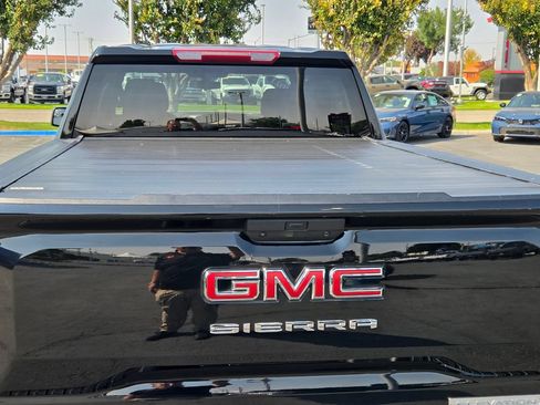 Used 2021 GMC Sierra 1500 Elevation w/ LPO, GMC Protection Package AWD/4WD image 6