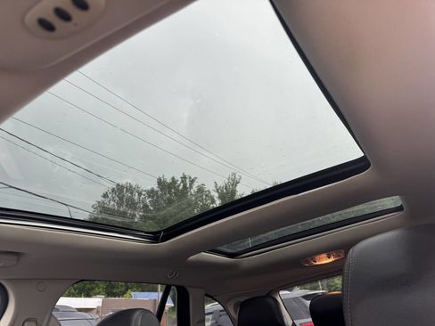 Used 2013 Ford Edge Limited FWD image 18