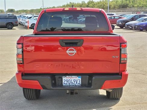 Used 2023 Nissan Frontier SV w/ Technology Package image 6