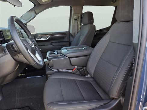 Used 2024 GMC Sierra 1500 Elevation image 16