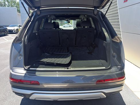 Used 2025 Audi Q7 2.0T Premium w/ Convenience Package AWD/4WD image 9