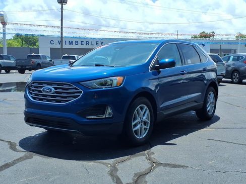 Certified 2022 Ford Edge SEL w/ Convenience Package AWD/4WD image 3