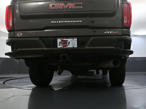 Used 2022 GMC Sierra 2500 AT4 w/ AT4 Premium Plus Package AWD/4WD image 64