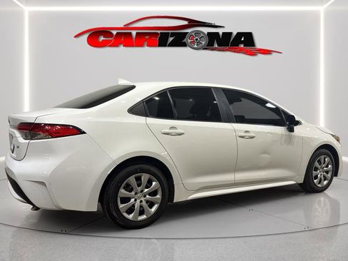 Used 2021 Toyota Corolla LE w/ Carpet Mat Package (TMS) image 10