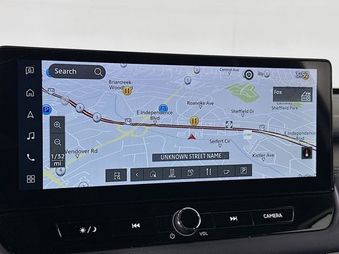 Used 2025 Mitsubishi Outlander ES FWD image 22