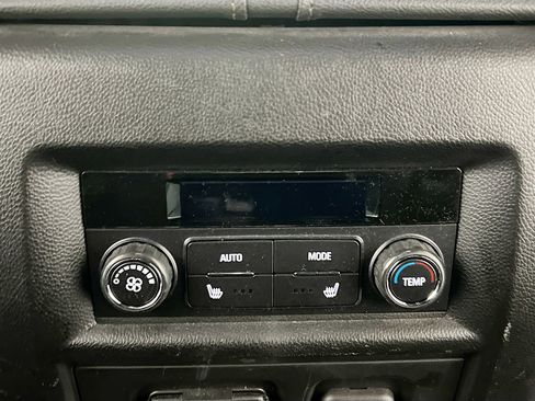 Used 2023 Chevrolet Traverse High Country image 19