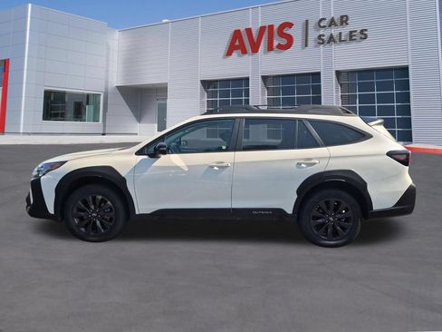 Used 2025 Subaru Outback Onyx Edition AWD/4WD image 10