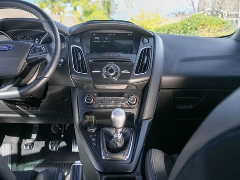 Used 2016 Ford Focus RS image 62