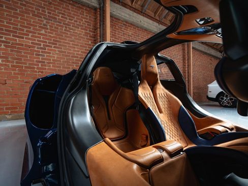 Used 2020 McLaren Speedtail image 16