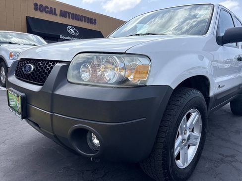 Used 2005 Ford Escape 2WD Hybrid image 35