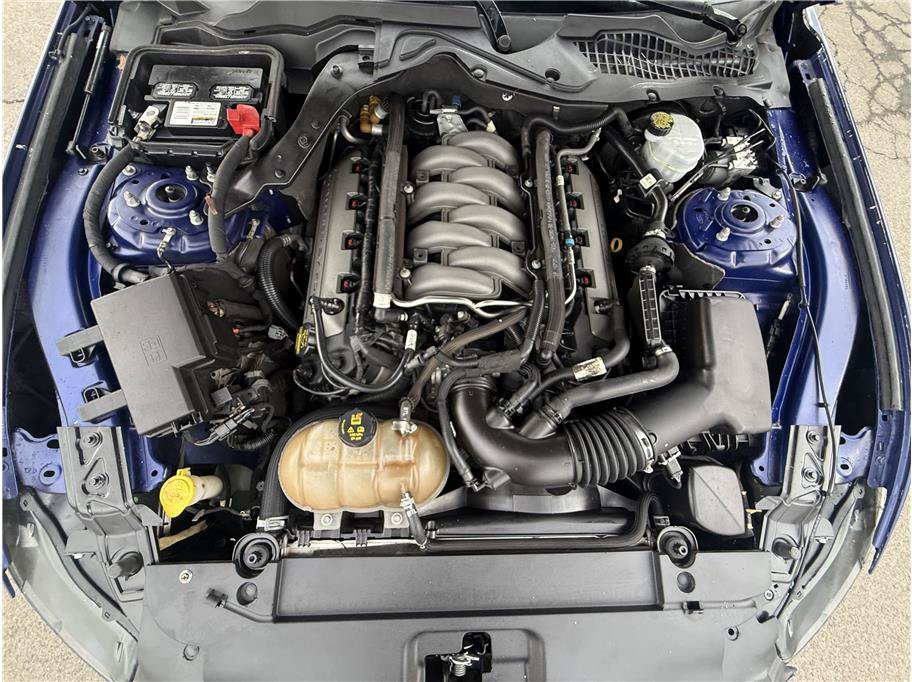Used 2015 Ford Mustang GT Premium w/ Equipment Group 401A RWD image 24