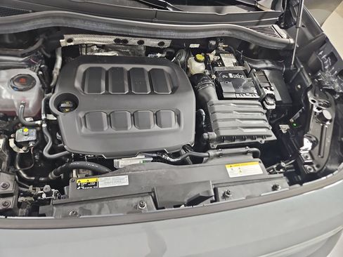 Used 2025 Volkswagen Tiguan SE R-Line AWD/4WD image 23