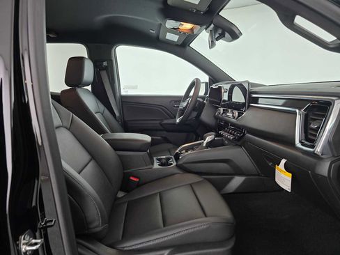 New 2026 GMC Canyon Elevation w/ Convenience Package image 10