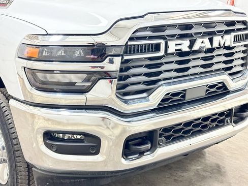 New 2026 RAM 2500 Tradesman AWD/4WD image 12