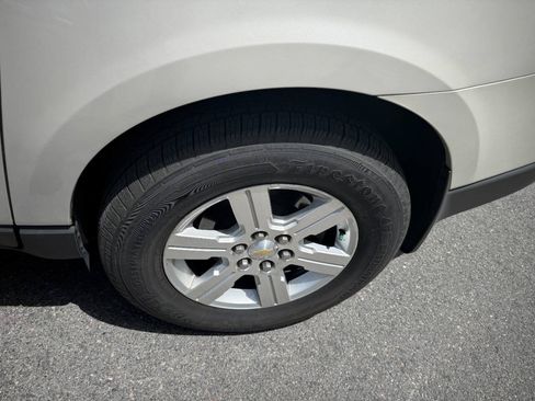 Used 2012 Chevrolet Traverse LT AWD/4WD image 17