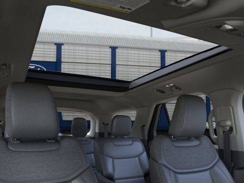 New 2026 Ford Explorer Active w/ Active Comfort Package image 52