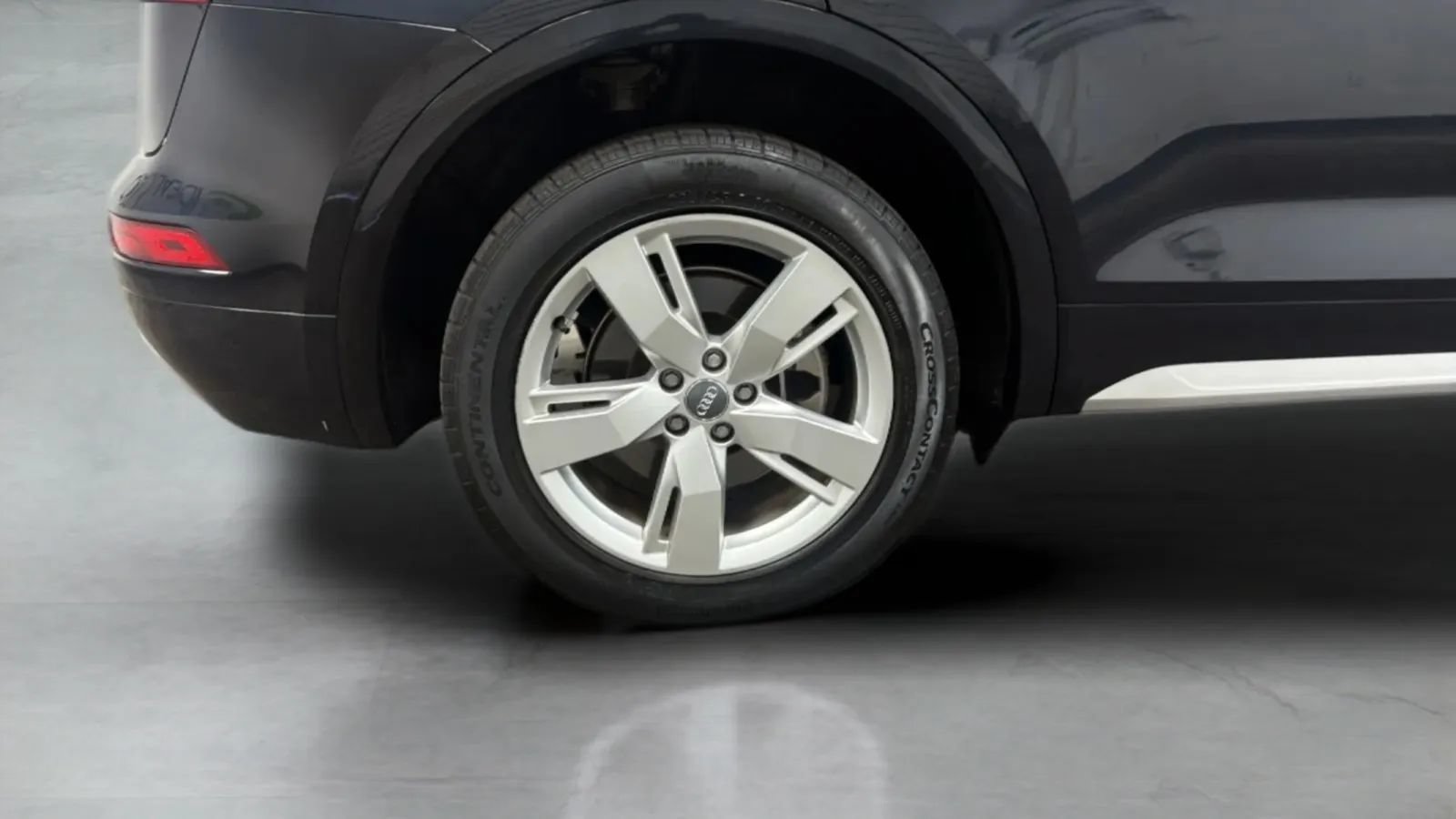 Used 2018 Audi Q5 2.0T Premium Plus w/ Premium Plus Package AWD/4WD image 27