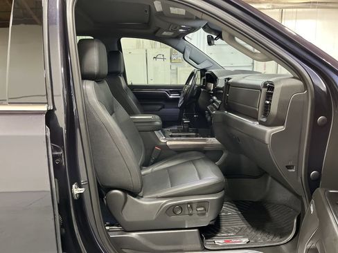 Used 2022 Chevrolet Silverado 1500 LTZ w/ LTZ Premium Package image 28