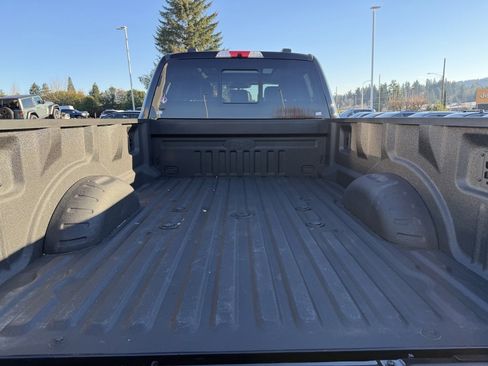 Used 2024 Ford F450 Lariat w/ Lariat Ultimate Package image 11