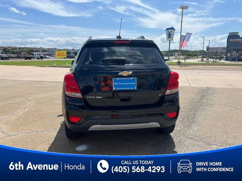 Used 2019 Chevrolet Trax LT w/ LT Convenience Package AWD/4WD image 6