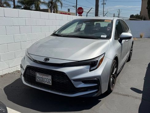 Used 2026 Toyota Corolla SE w/ SE Package FWD image 3