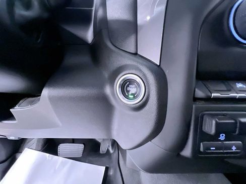 Used 2023 Chevrolet Silverado 1500 Custom w/ LPO, Dark Essentials Package AWD/4WD image 17