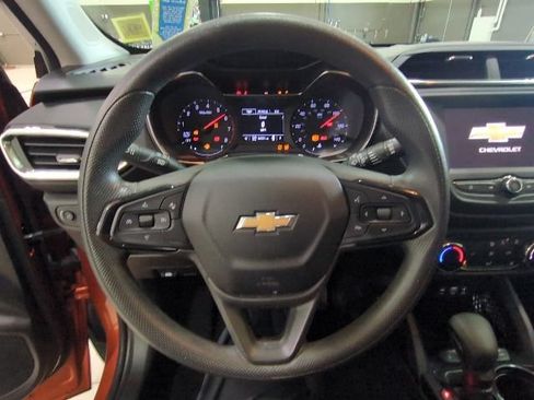 Used 2022 Chevrolet TrailBlazer LT AWD/4WD image 6