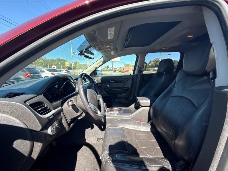 Used 2015 Chevrolet Traverse LTZ FWD image 11