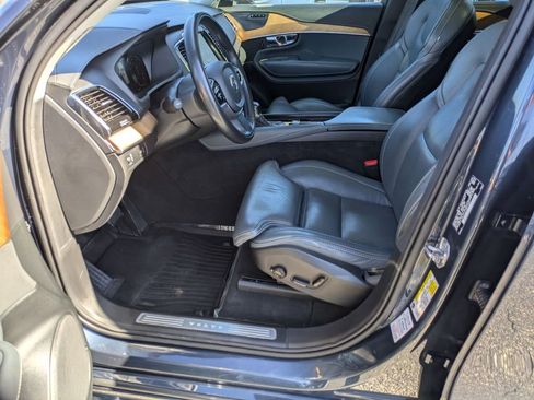 Used 2020 Volvo XC90 T6 Inscription w/ Protection Package Premier image 21