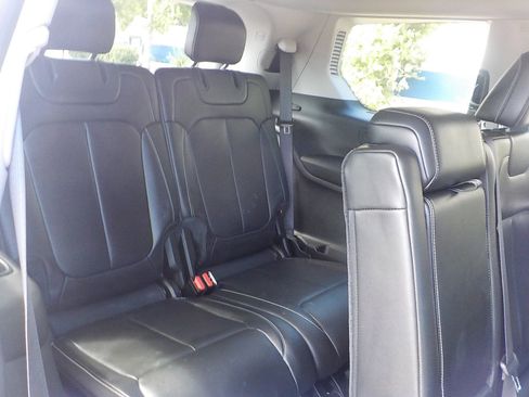 Used 2021 Jeep Grand Cherokee L Limited image 19