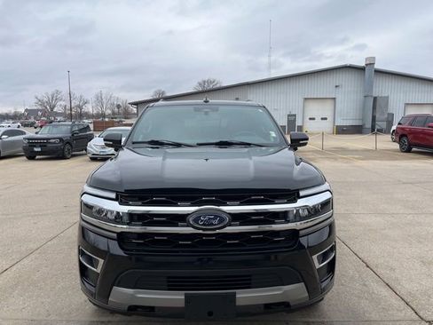 Used 2022 Ford Expedition Max Limited image 2