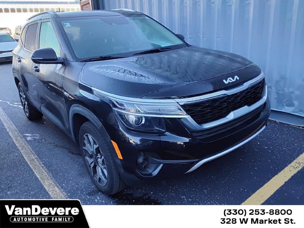 Used 2023 Kia Seltos EX AWD/4WD image 1