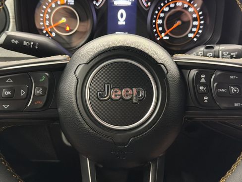 Used 2024 Jeep Wrangler Unlimited Sport AWD/4WD image 28