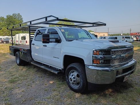 Used 2019 Chevrolet Silverado 3500 W/T w/ WT Convenience Package AWD/4WD image 4