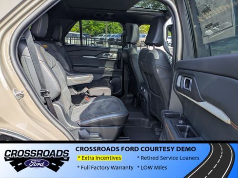 New 2026 Ford Explorer Tremor w/ Tremor Ultimate Package AWD/4WD image 36