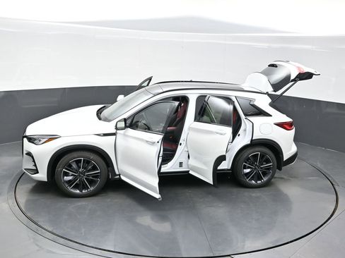 New 2025 INFINITI QX50 Sport image 42