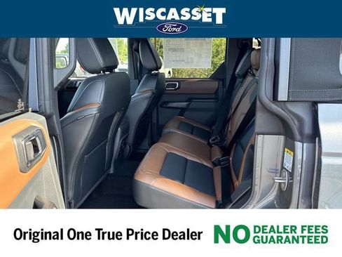 New 2024 Ford Bronco Outer Banks w/ Sasquatch Package image 5