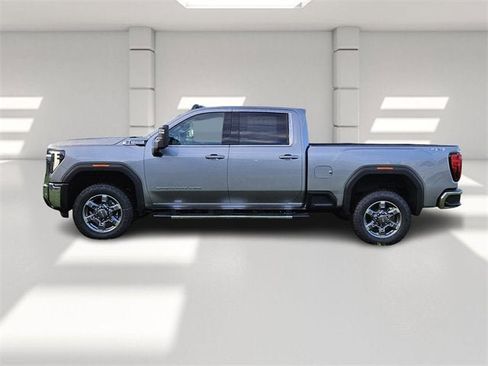 New 2025 GMC Sierra 2500 SLE w/ SLE Value Package; image 2