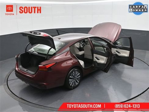 Used 2024 Nissan Altima 2.5 SV image 54
