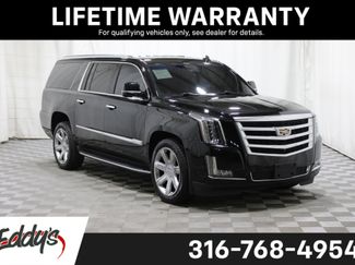 Used 2019 Cadillac Escalade ESV Luxury video 1