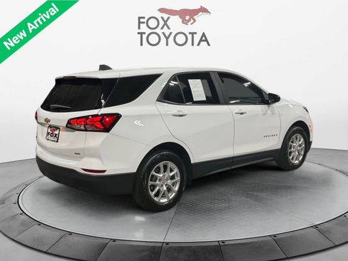 Used 2022 Chevrolet Equinox LS AWD/4WD image 6