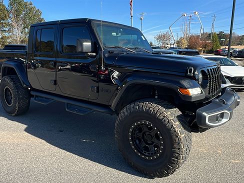Used 2023 Jeep Gladiator Sport image 5