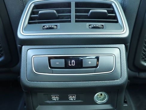 Used 2019 Audi A6 3.0T Premium image 32